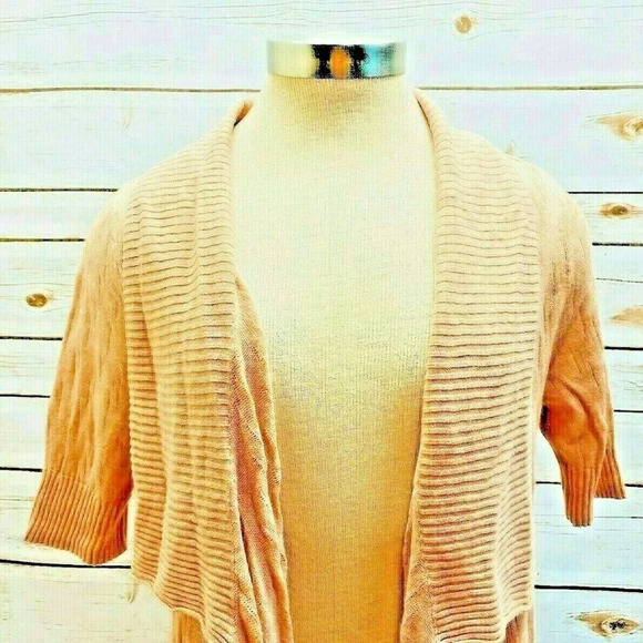 HALOGEN Women Short Sleeve Cardigan Asymmetrical Hem Casual Sweater Size Small - Picture 2 of 11